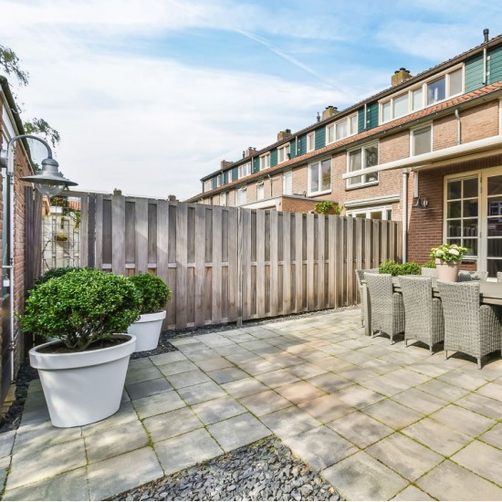 Beton Saksı - Gül Serisi - 2-10-21-42-60-95-150 Litre