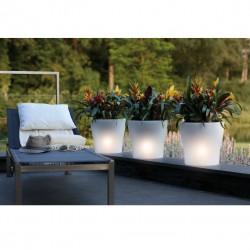 Elho Işıklı Dekoratif Saksı - AMBIANCE KIRMIZI , YEŞIL, MAVİ, BEYAZ